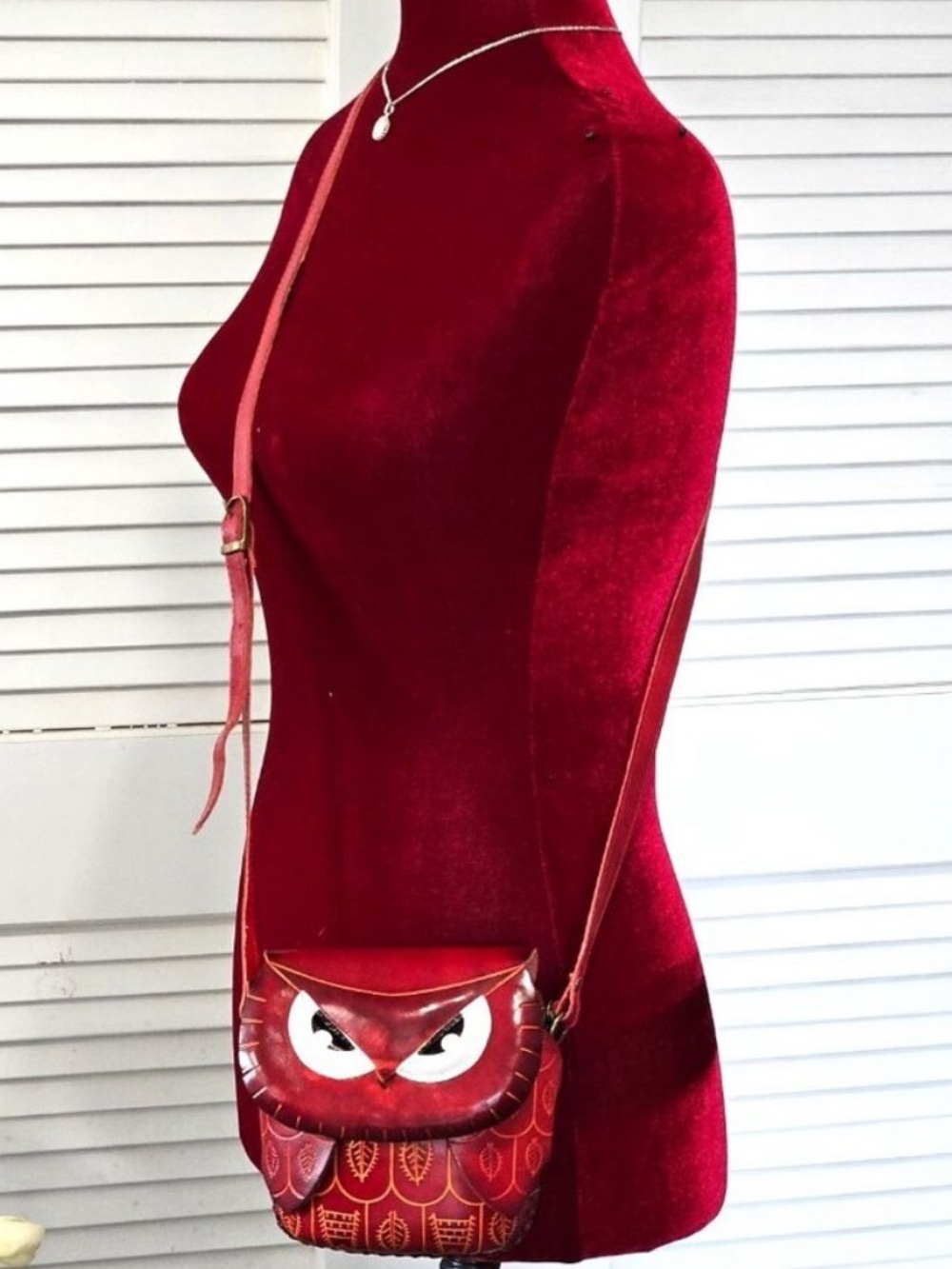 Adorable Hand-Tooled Red Leather Owl Crossbody Bag EUC